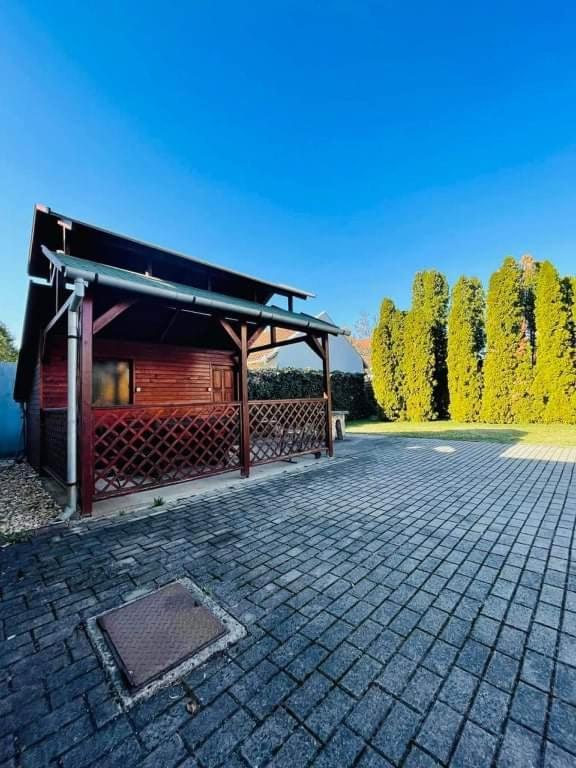 Gabi Haz Apartmanok*** Hajdúszoboszló Exterior foto